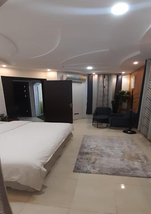 Al Dana Plaza Villas 塔伊夫 外观 照片